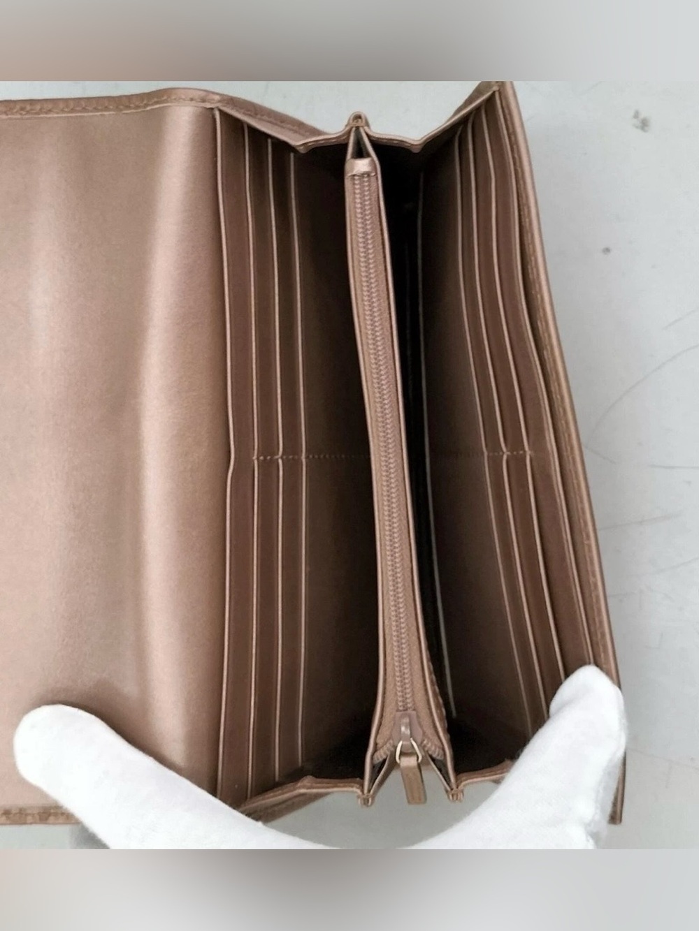 Gucci Heart Long Wallet Leather - Picture 7 of 13
